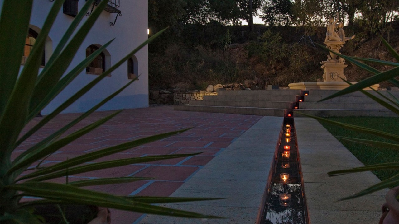 Tealight trail